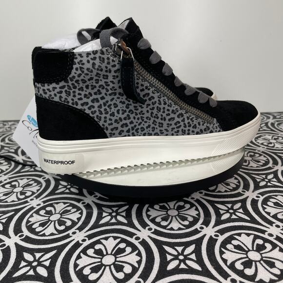 Aqua College Guliette grey leopard waterproof sneaker 5.5 NIB - Picture 4 of 11